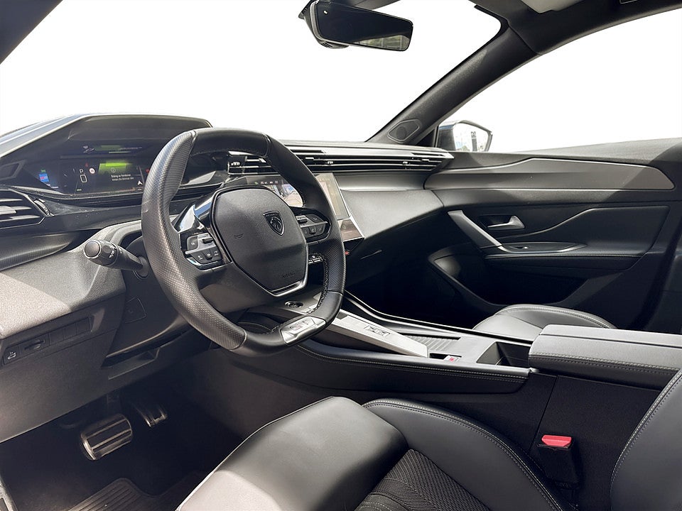 Bild på Peugeot 408 GT 1.2 PT 130hk Aut B-KAMERA CARPLAY
