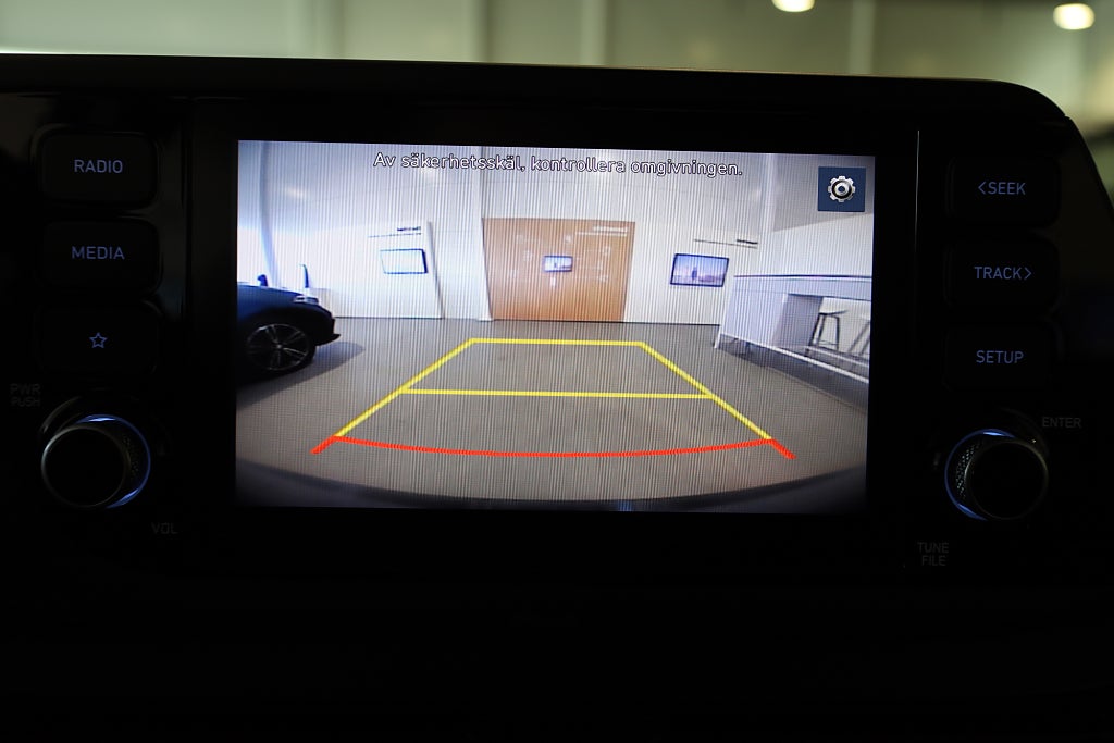 Hyundai i20 1,0 T-GDI 100hk 7DCT MHEV Essential Kamera Leasbar 2022