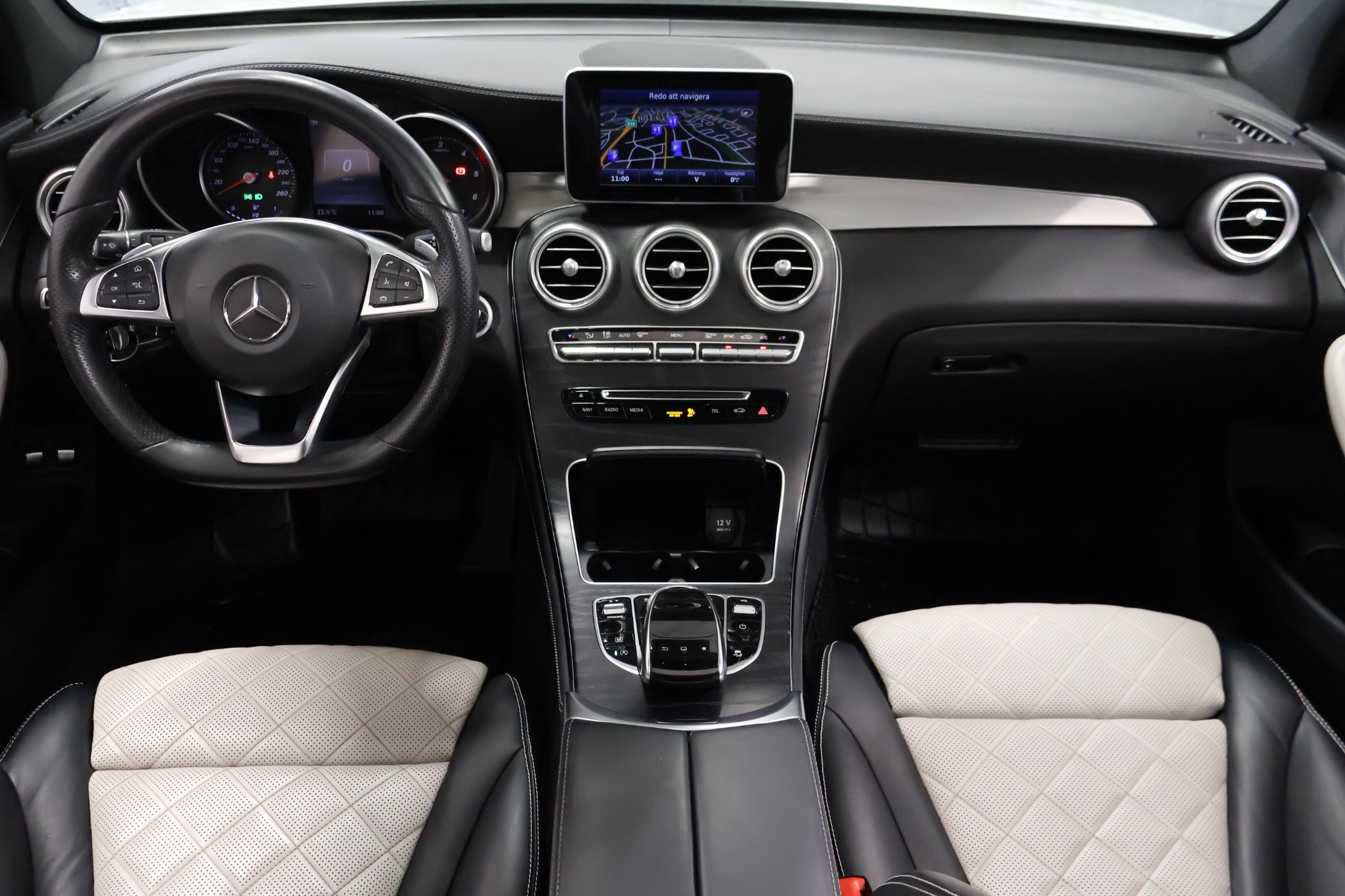 Mercedes-Benz GLC 2016, bild 6/10