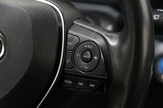 SUV Toyota RAV4 17 av 25