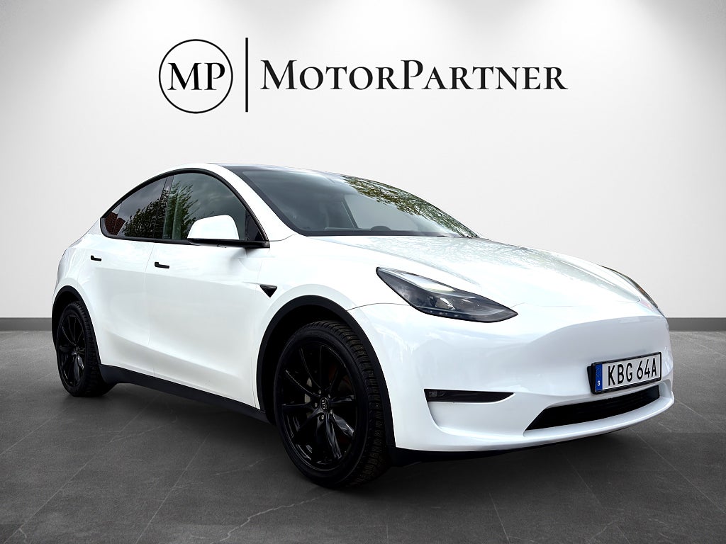 Tesla Model Y Long Range AWD Autopilot Dragkrok MOMS 514hk 