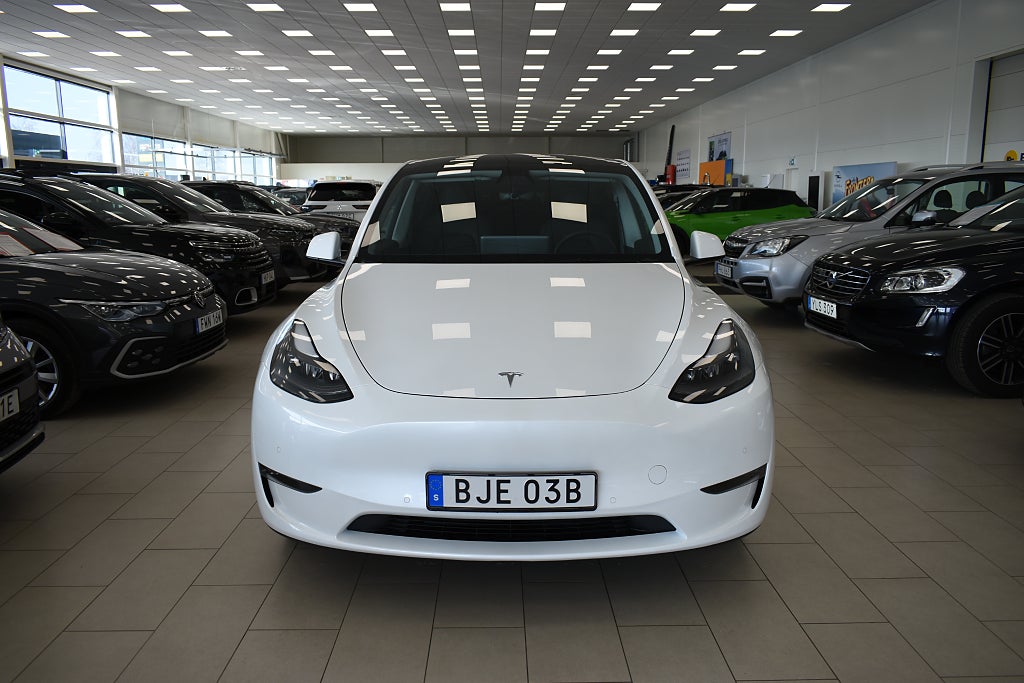 Tesla Model Y Long Range Dual Motor AWD