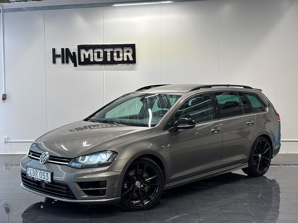 Volkswagen Golf R SC 2.0 TSI 4M 300hk |1Ägare|PANO|DYNAUDIO|BKam|NyServ