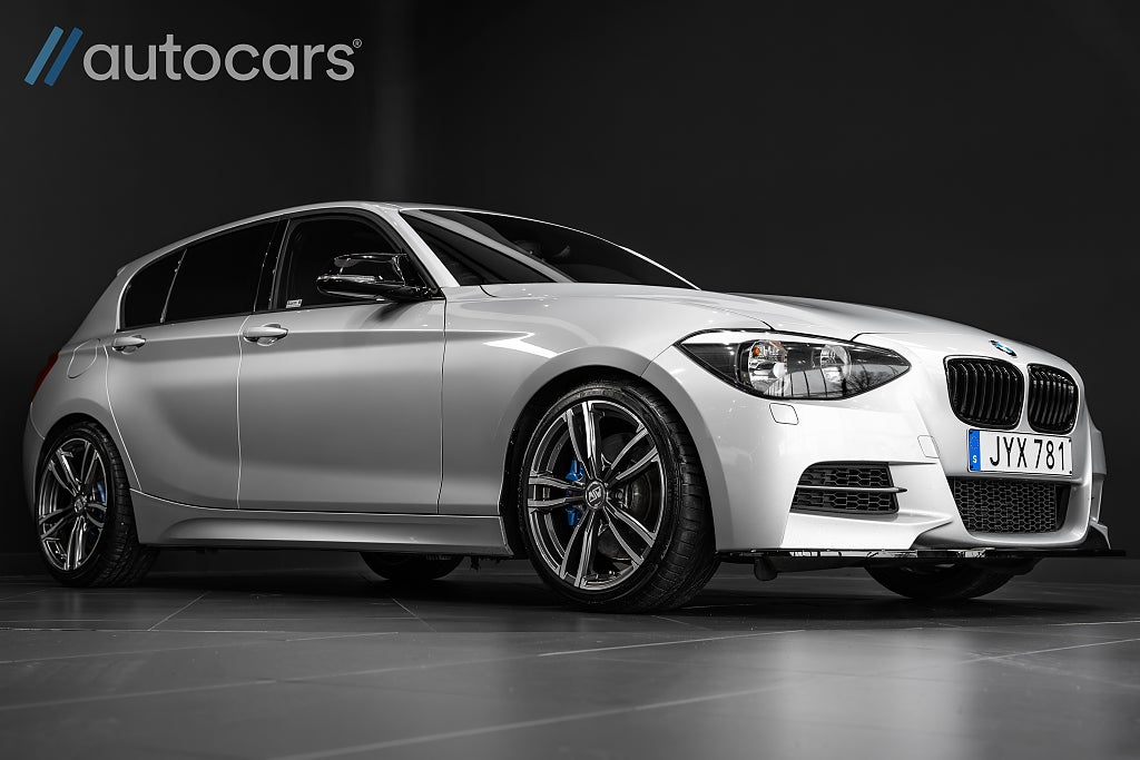BMW M135i 400hk|Downpipe|HiFi|MHD Steg 2
