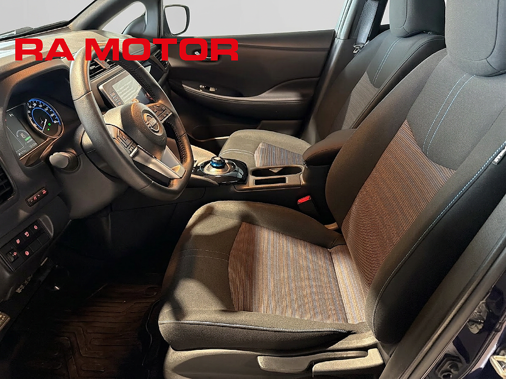 Nissan Leaf N-Connecta | 40kWh | Värmepump | 360° kamera | 2023