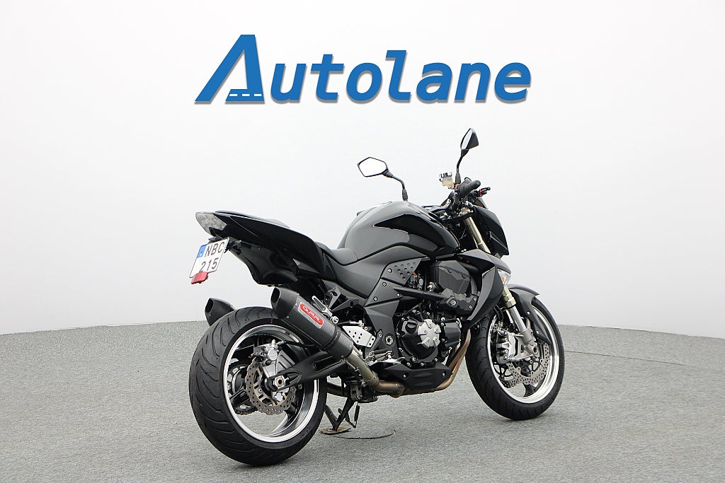 Kawasaki Z1000* GPR Ljuddämpare Nya däck!