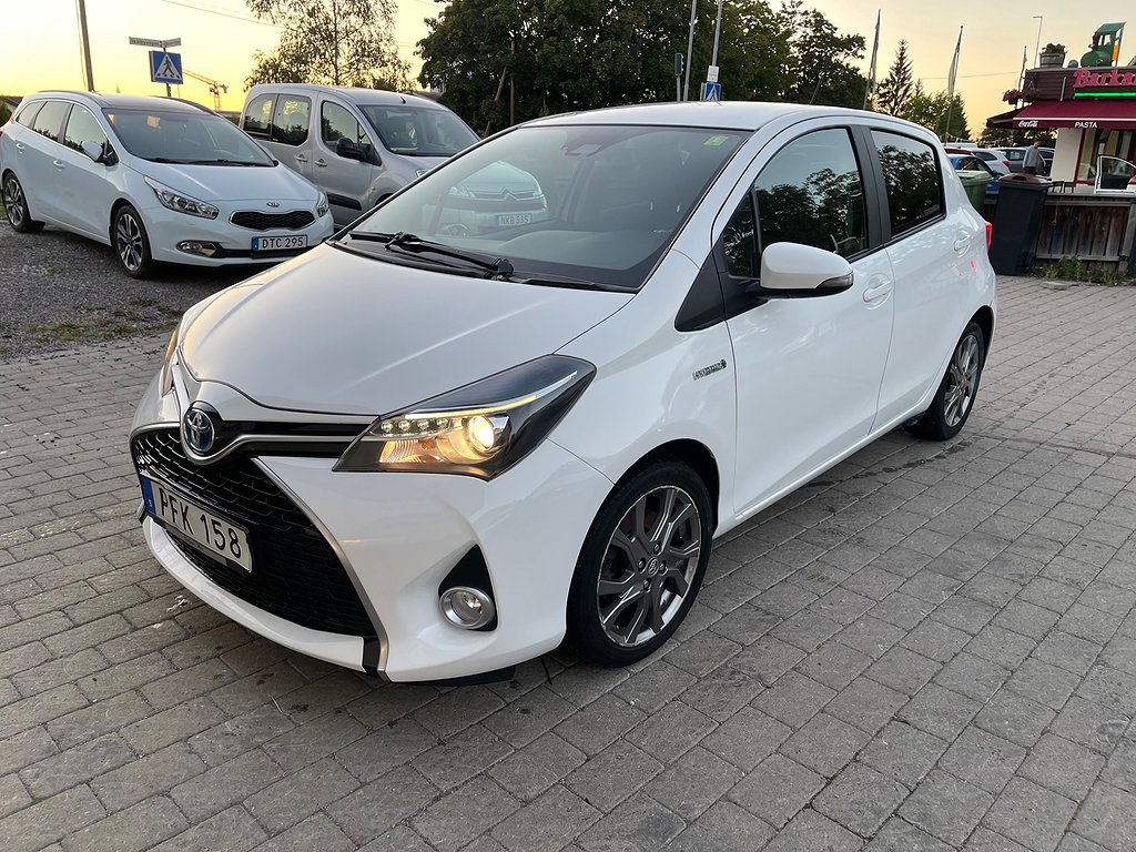 Toyota Yaris 1,5 hybrid /Aut /backkamera/ Vinterhjul