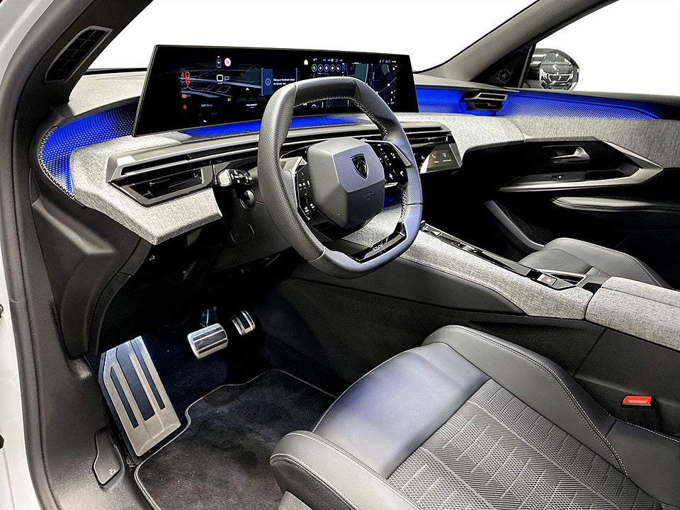 Bild på Peugeot 5008 GT Hybrid 1.2 PT 145hk Aut KAMPANJ BRÄNSLE INGÅR