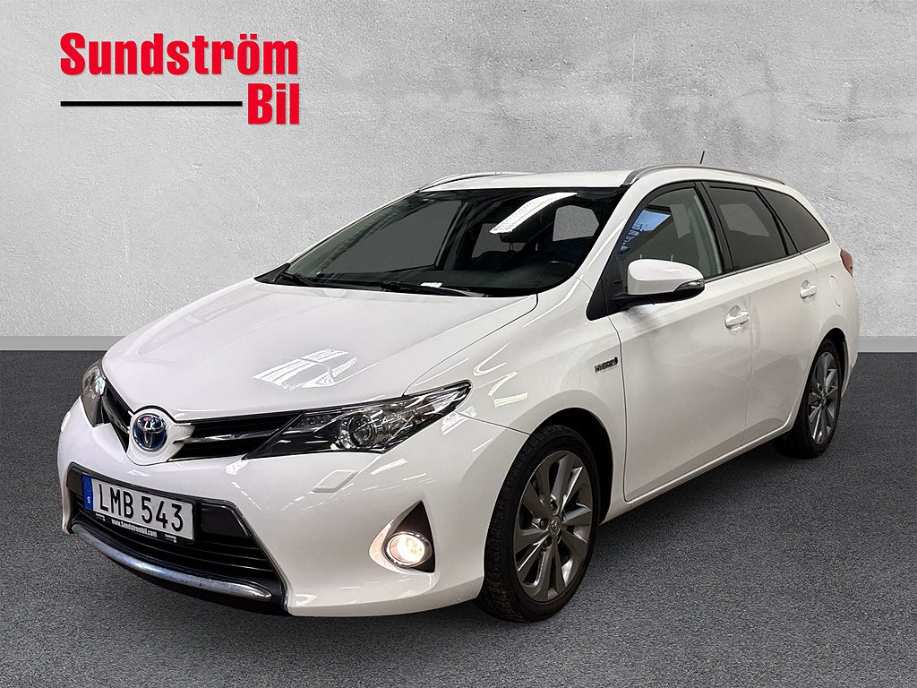 Toyota Auris 1.8 Hybrid 136hk Edition 50 E-CVT Kombi 