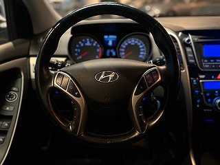 Hyundai i30 5-dörrar 1.6 CRDi 110hk Låg skatt/Kamkedja/MoK