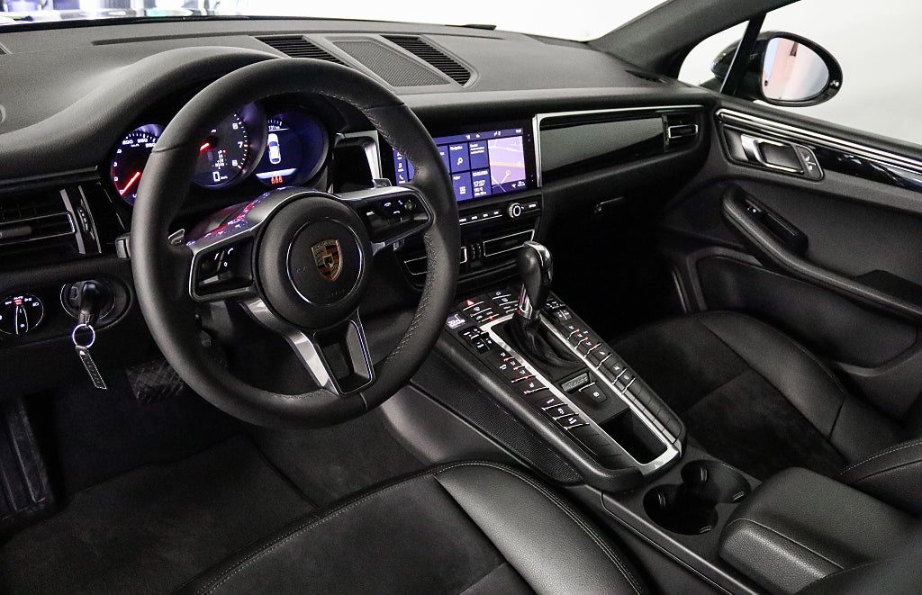 Porsche Macan S PDK Panorama 21" Turbo Design 354hk