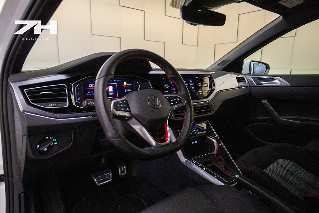 Volkswagen Polo GTI 207hk / DSG / Matrix / 1430 Mil / IQ.DRIVE