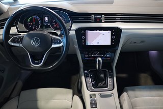 Kombi Volkswagen Passat 14 av 23
