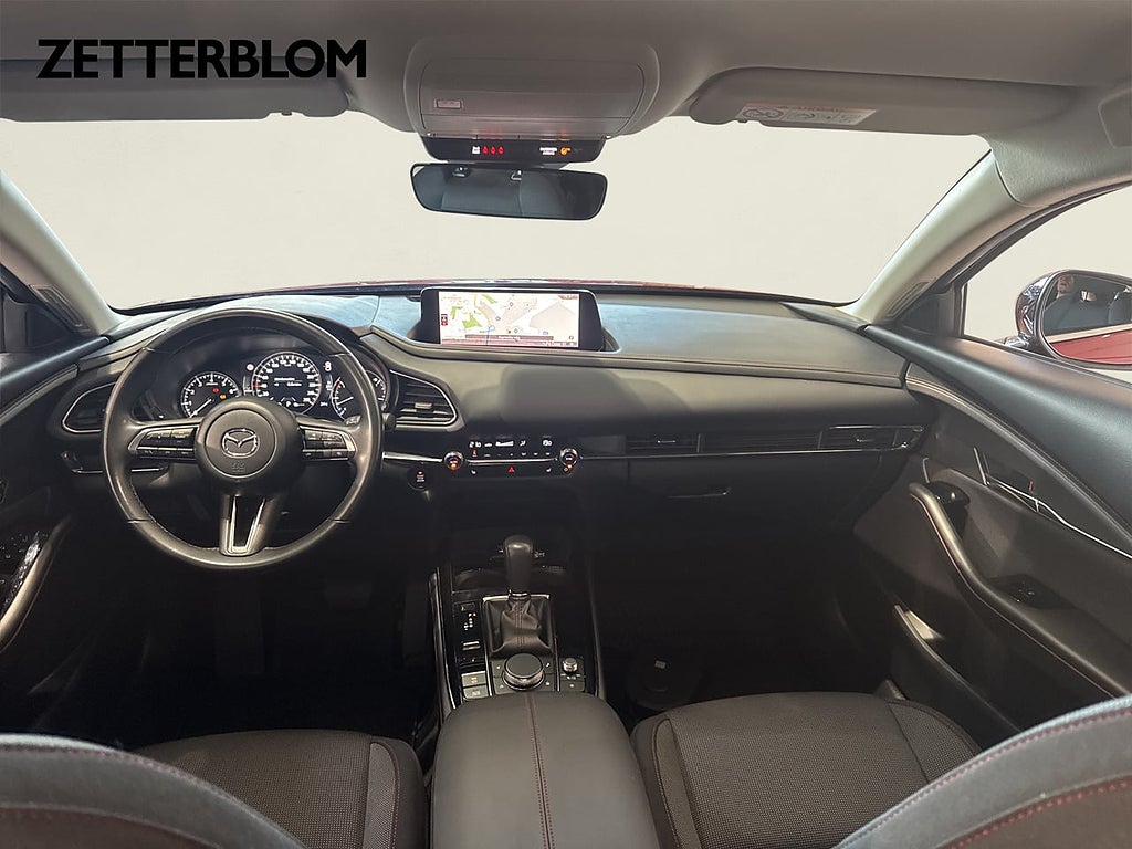 SUV Mazda CX-30 10 av 14