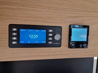 Husbil-halvintegrerad Adria CORAL 670 SC PLUS 28 av 28
