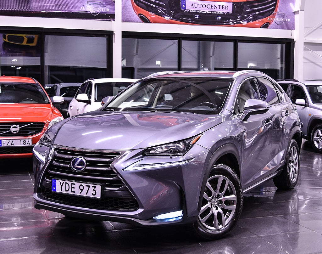 Lexus NX 300h AWD 2.5 AWD E-CVT Executive| Bakkamera|Dragkrok