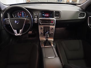 Kombi Volvo V60 14 av 23