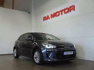 Halvkombi Kia Rio 3 av 21