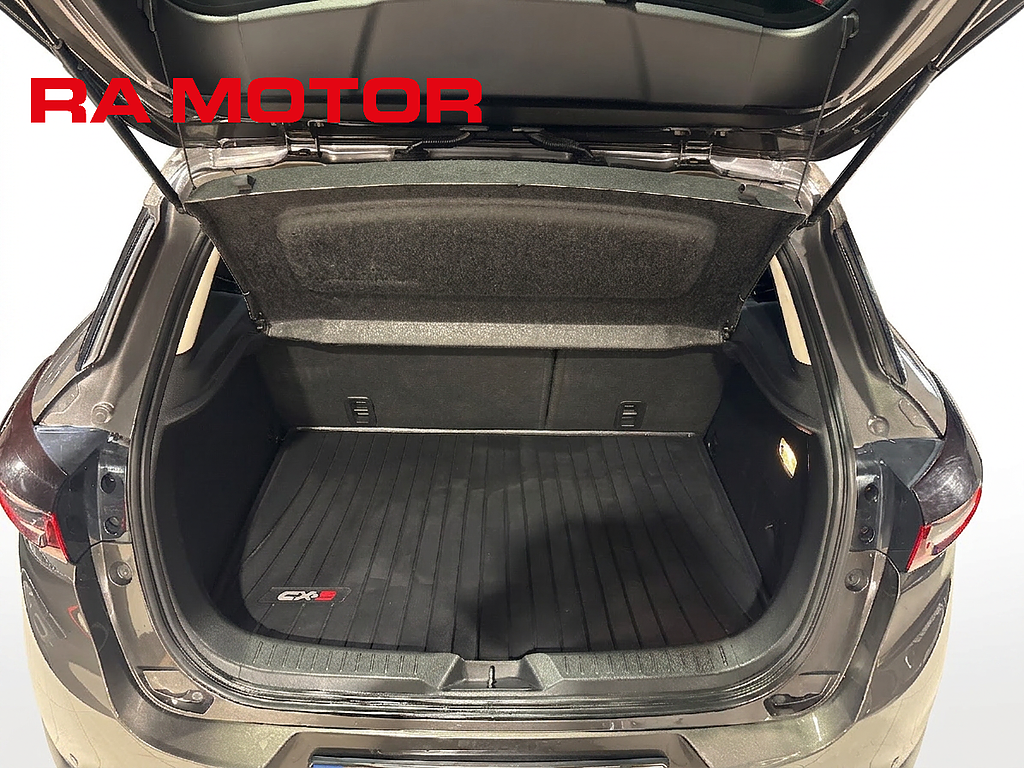 Mazda CX-3 2.0 121hk Optimum | Bose | HUD | Backkamera | Skinn | 2018