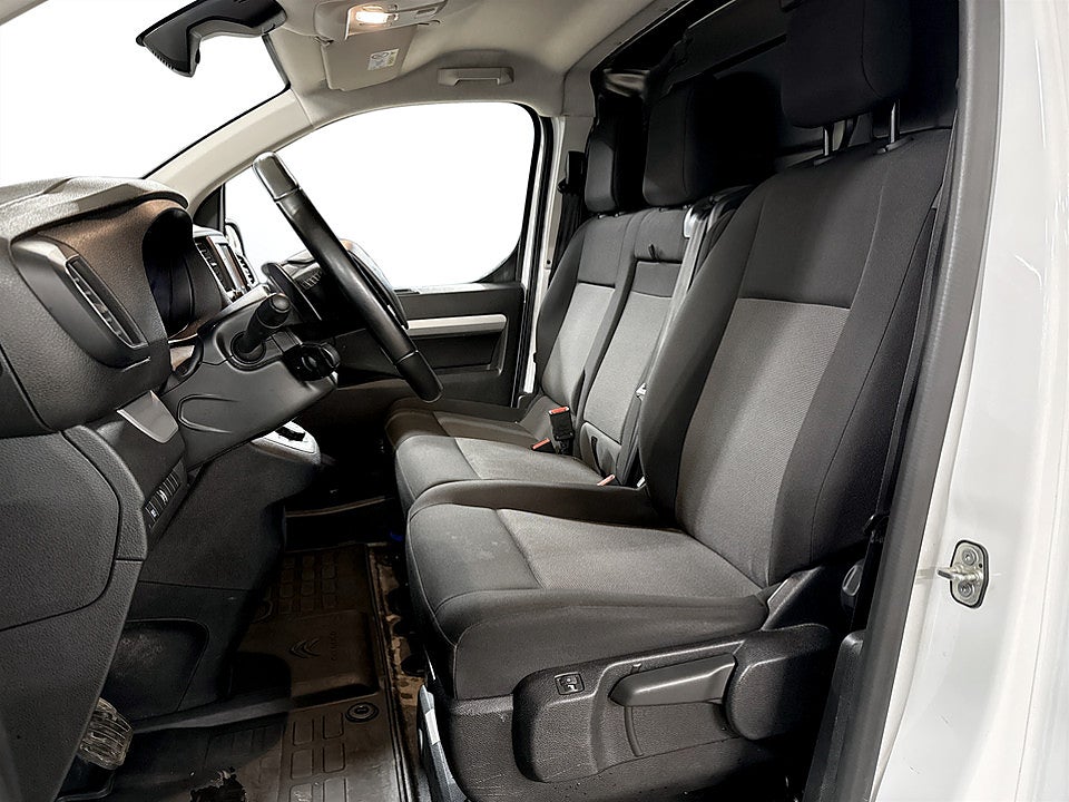 Bild på Citroën Jumpy Business Premium 2.0 BHDi 145hk Aut L3 WEBASTO B-KAMERA