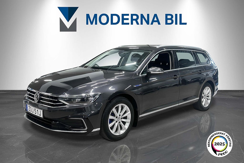 Volkswagen Passat GTE 1.4 TSI 218hk Executive Drag Kamera Carplay PDC 