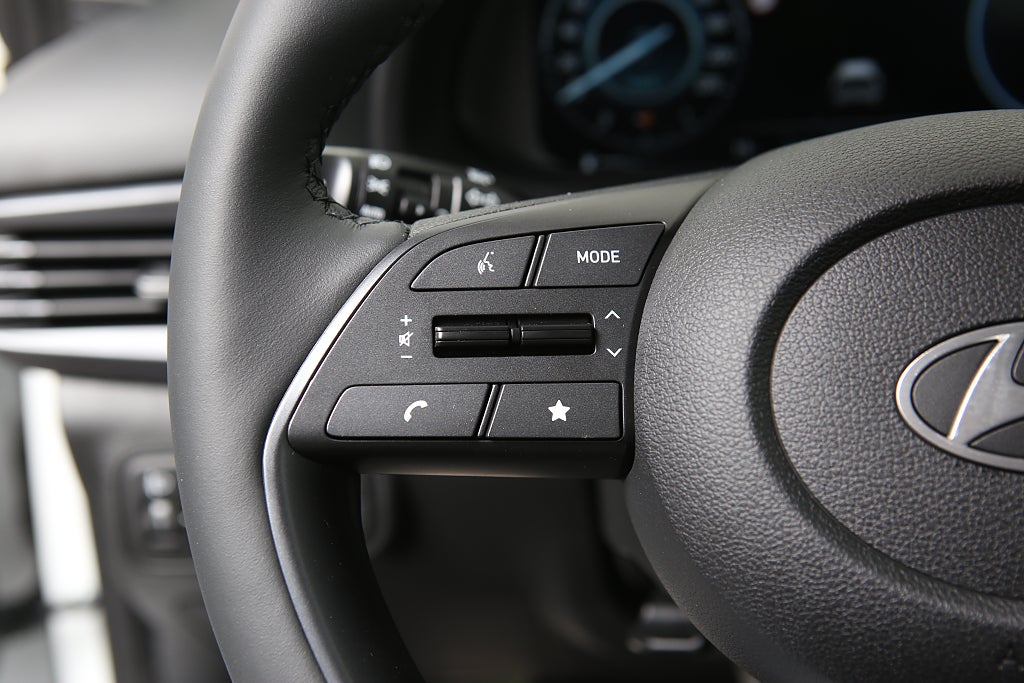 Hyundai Bayon 1,0T MHEV Essential Automat 2025