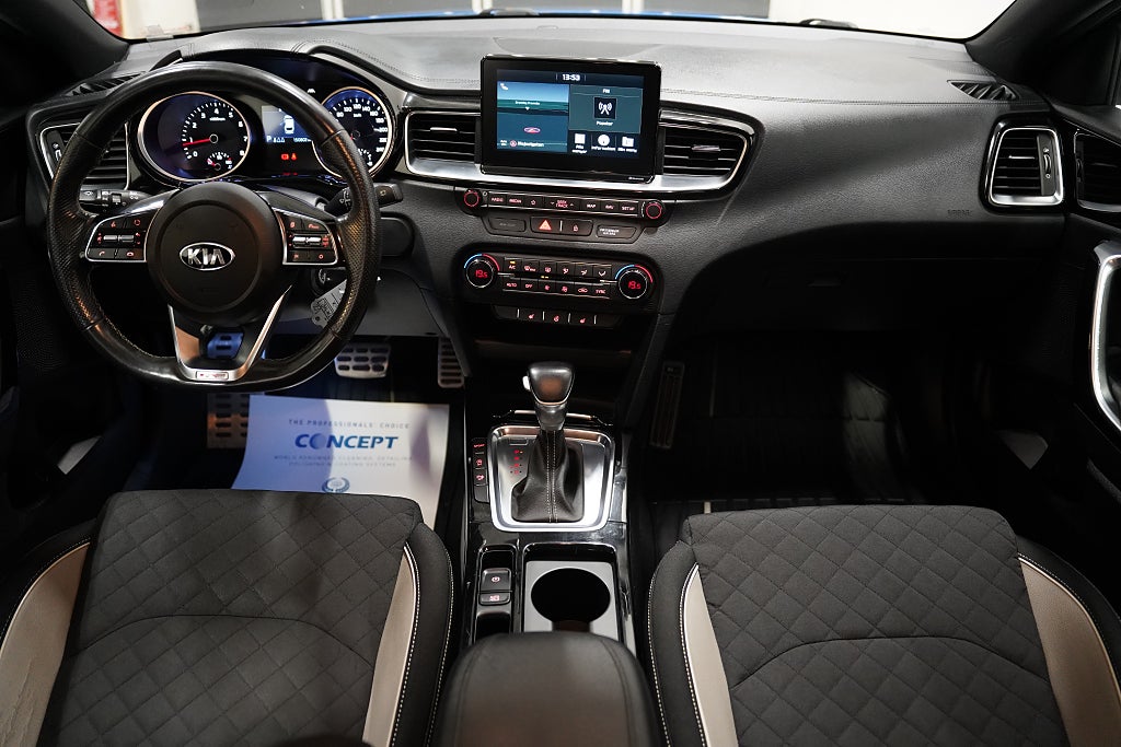 Kia ProCee'd 1.4 T-GDI 140hk GT-Line B-kamera M-värmare Carplay Navi
