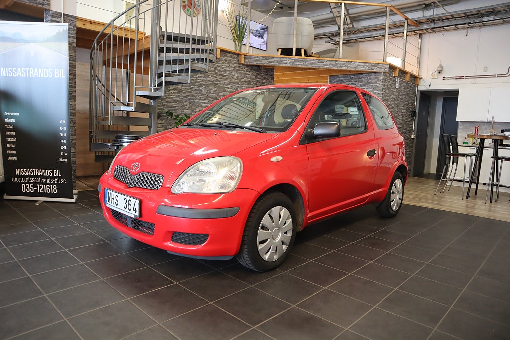 Toyota Yaris 3-dörrar 1.0 VVT-i ( 0 ränta 36 mån )