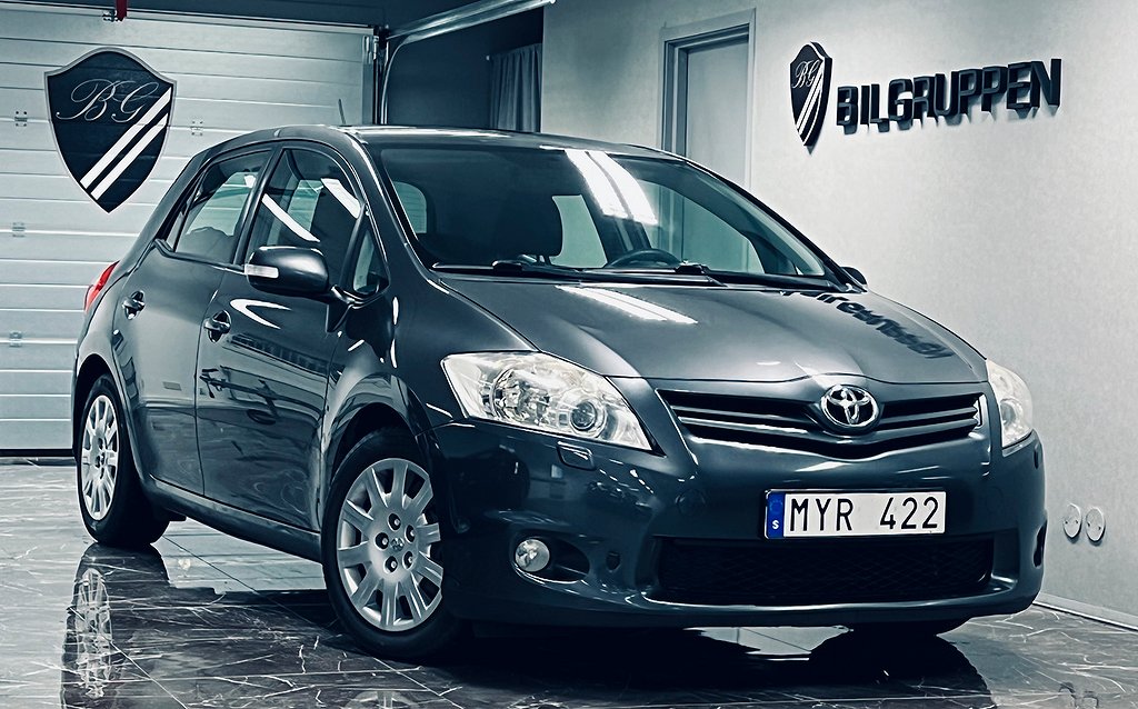 Toyota Auris 5-dörrar 1.4 D-4D Plus|M-värmare|Nybesiktigad|