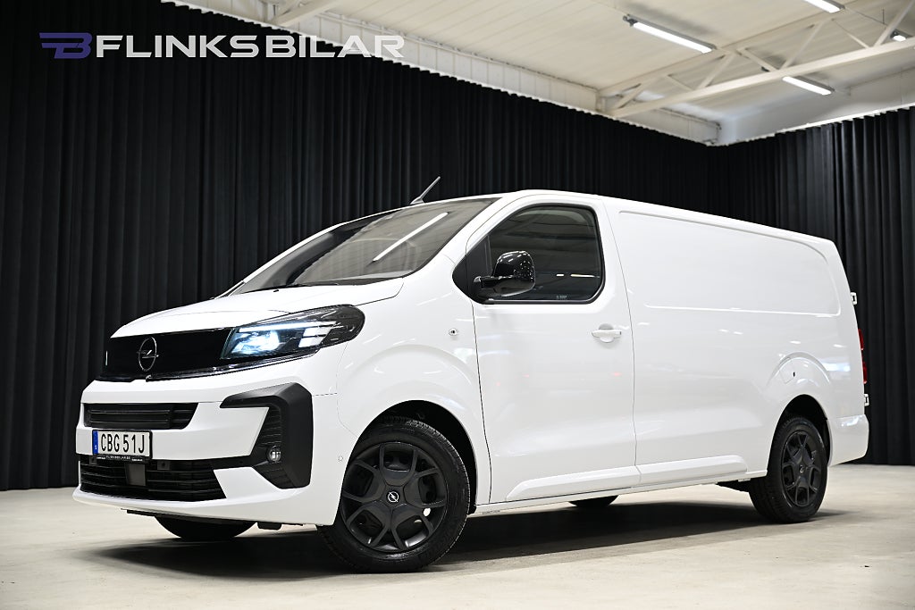 Opel Vivaro 145HK L3 Nedlackad|LED|Drag|Värmare|Lågmil|Moms