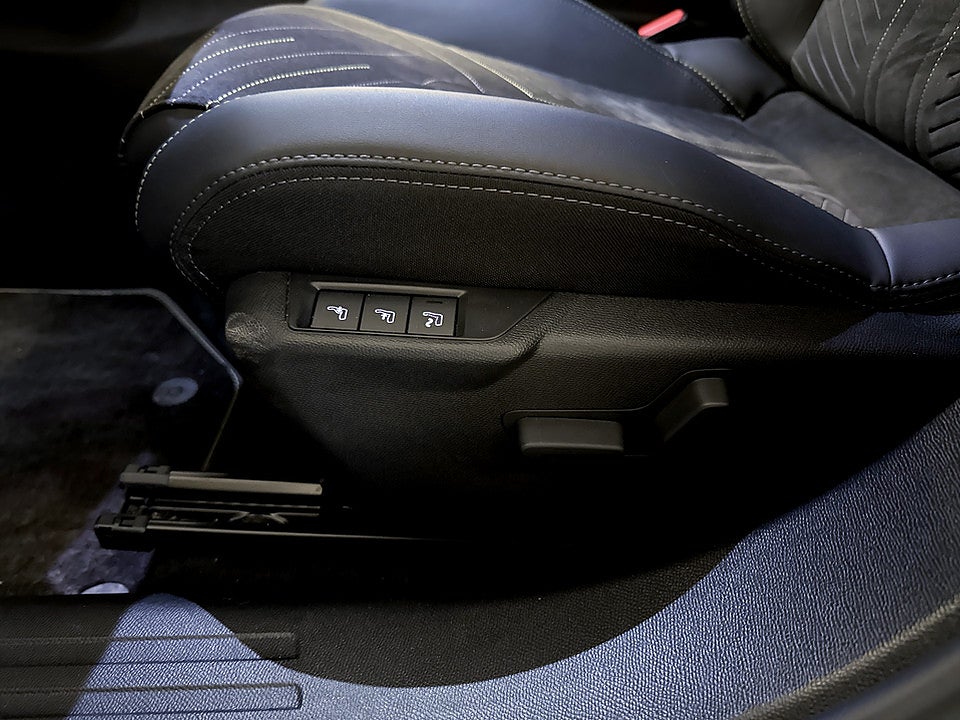 Bild på Peugeot 2008 GT 1.2 PT 130hk Aut B-KAMERA CARPLAY