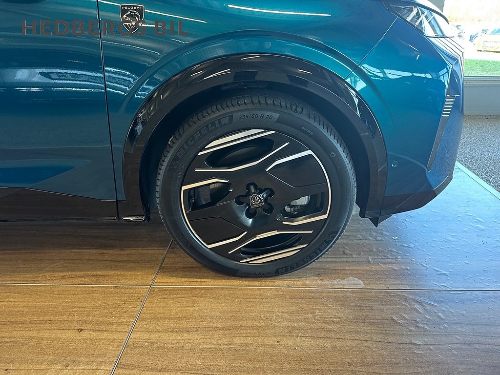 Peugeot E-3008 GT ULTIMATE 214HK thumbnail