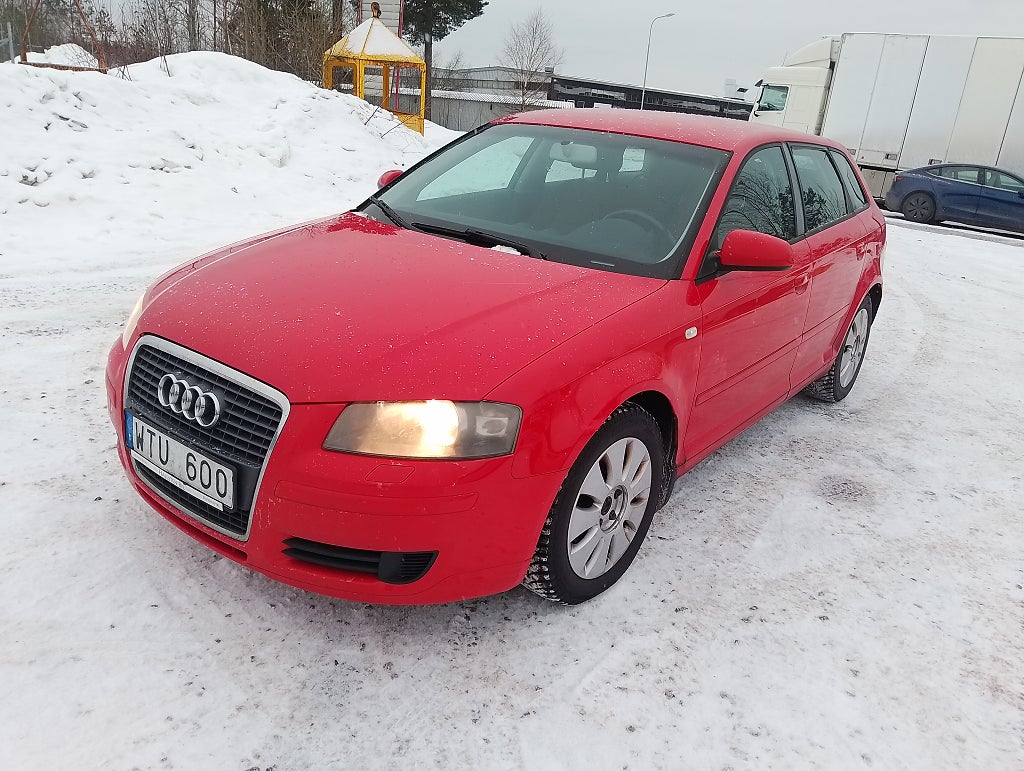 Audi A3 Sportback 1.6 FSI 16v Attraction, Comfort Nybes