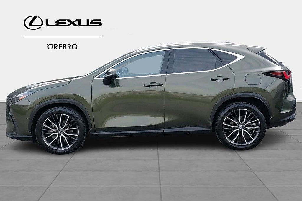 Lexus NX450H+ 