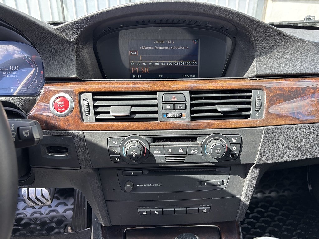 BMW 320D Touring Panorama Ny bes