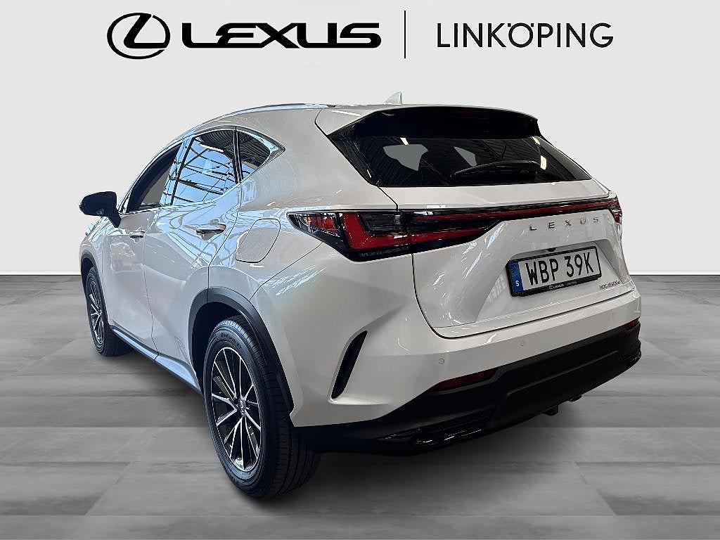 Lexus NX 2024 - miniatyr 2
