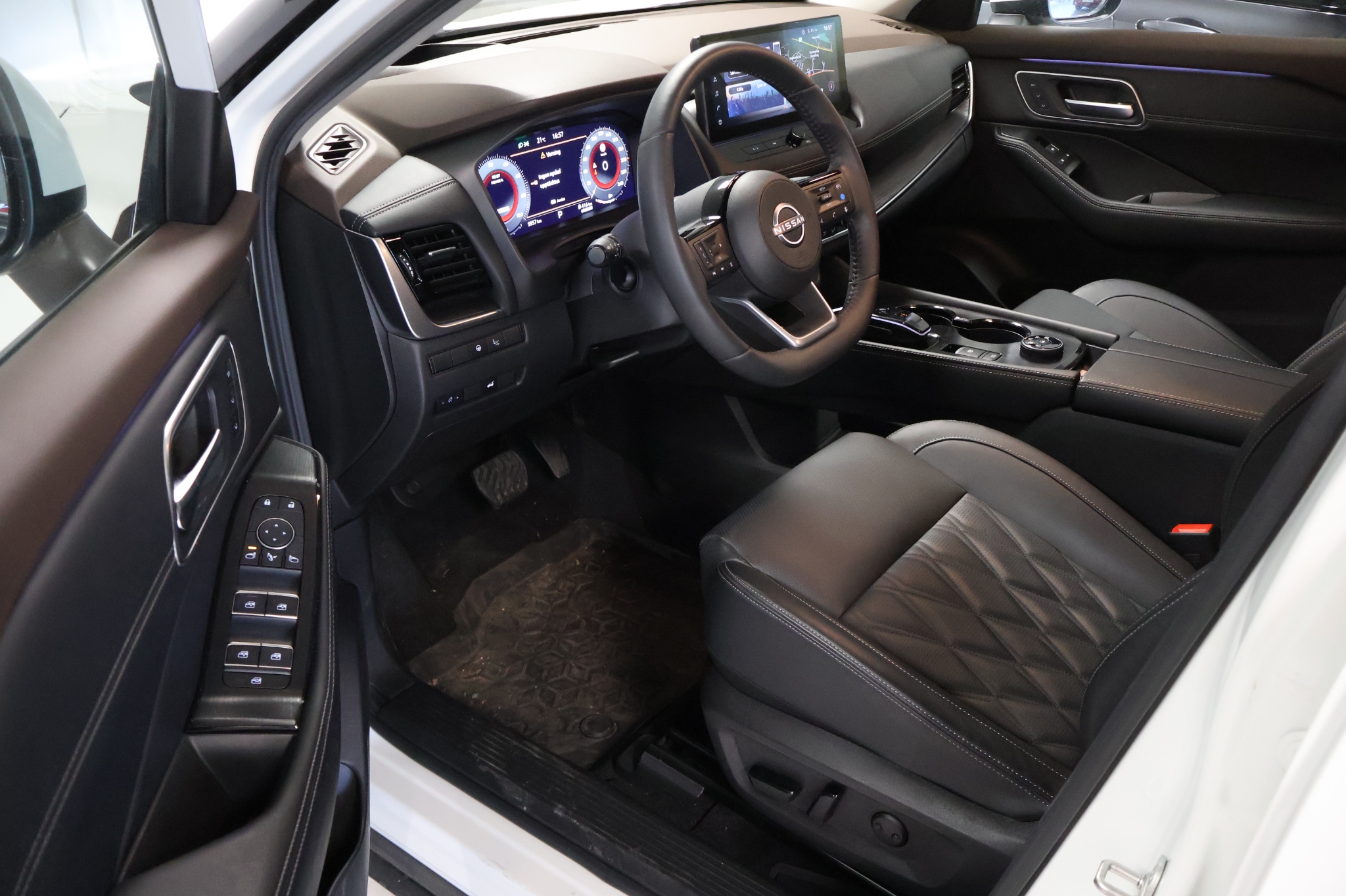 Nissan X-Trail 2023, bild 4/49