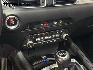 SUV Mazda CX-5 14 av 16