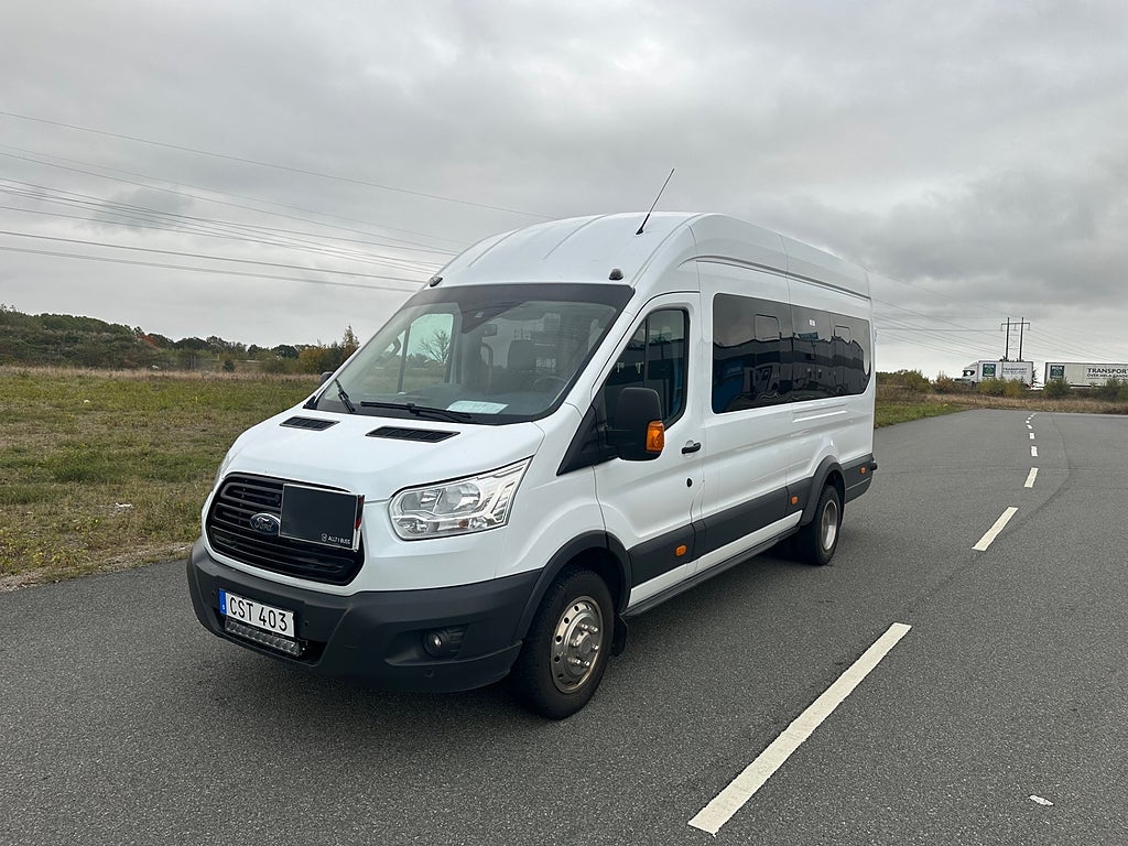 Ford Transit Custom transit 16+1