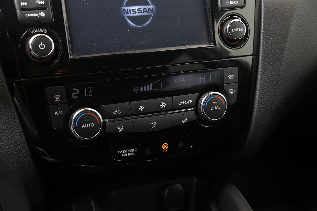 Nissan Qashqai 1,2 DIG-T 115hk Keyless Navi 360°-kamera 2018