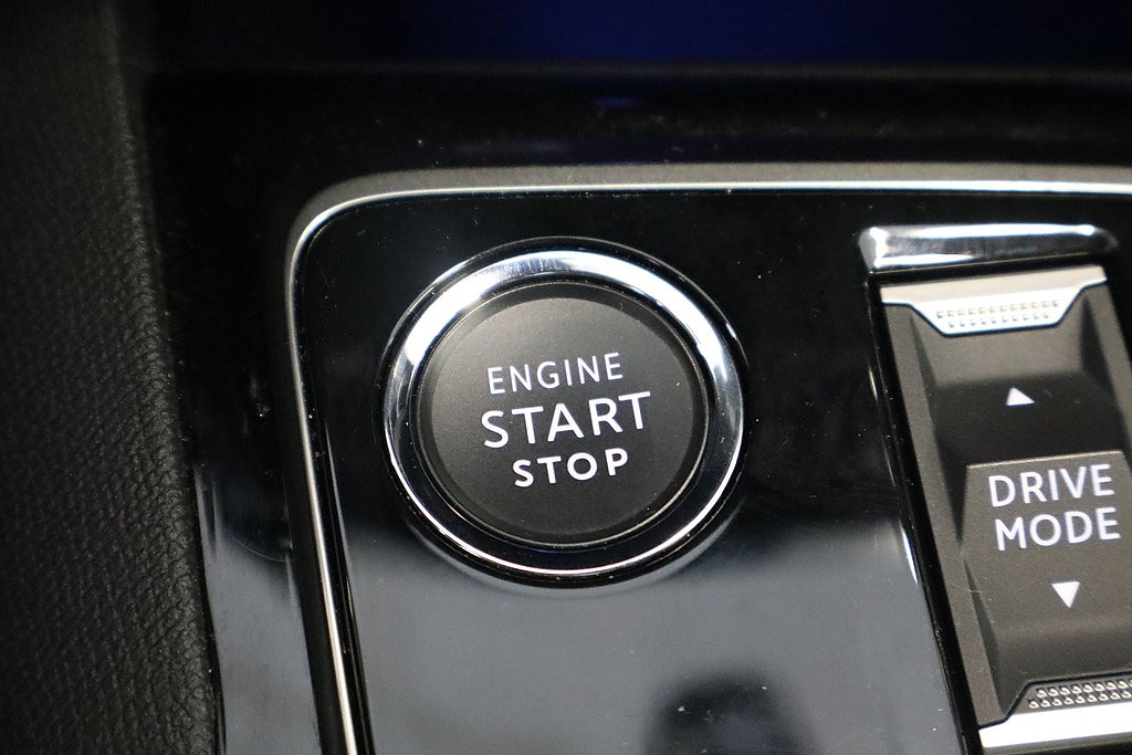 Bild på Peugeot 3008 GT 1.2 PT 130hk Aut - B-KAMERA, CARPLAY, NAV