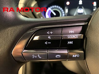SUV Mazda MX-30 18 av 25