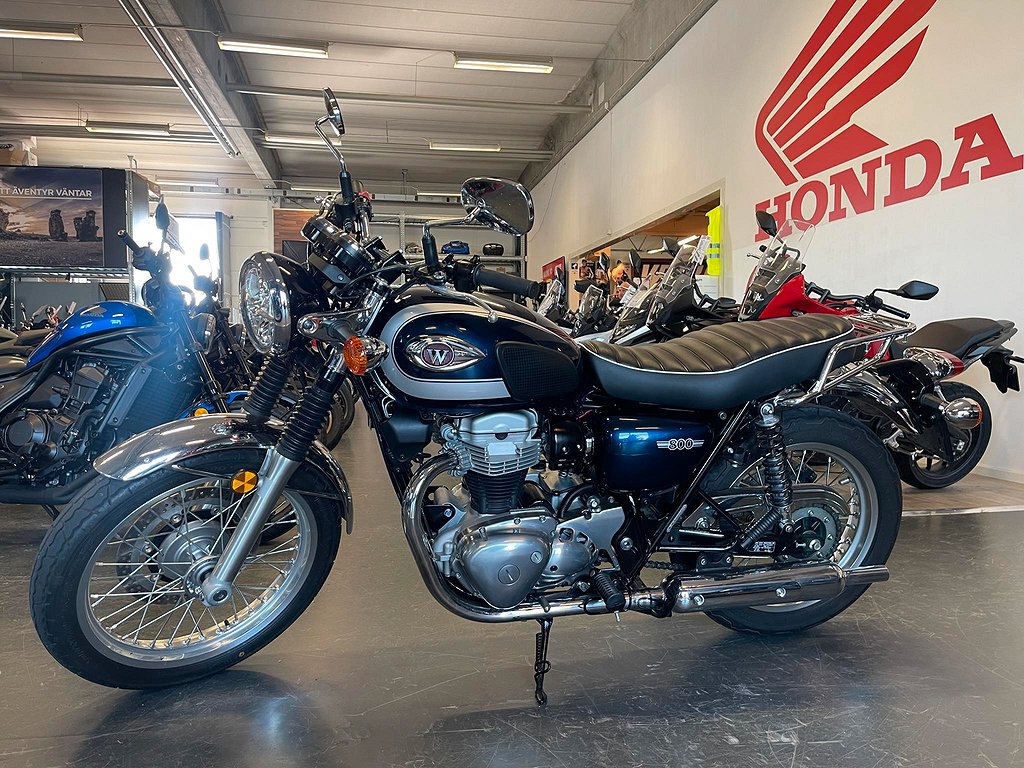 Kawasaki W800 