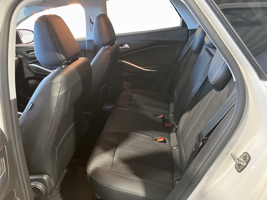 Bild på Opel Grandland GS-Line 1.2 Turbo 130hk Aut - B-KAMERA, EN ÄGARE