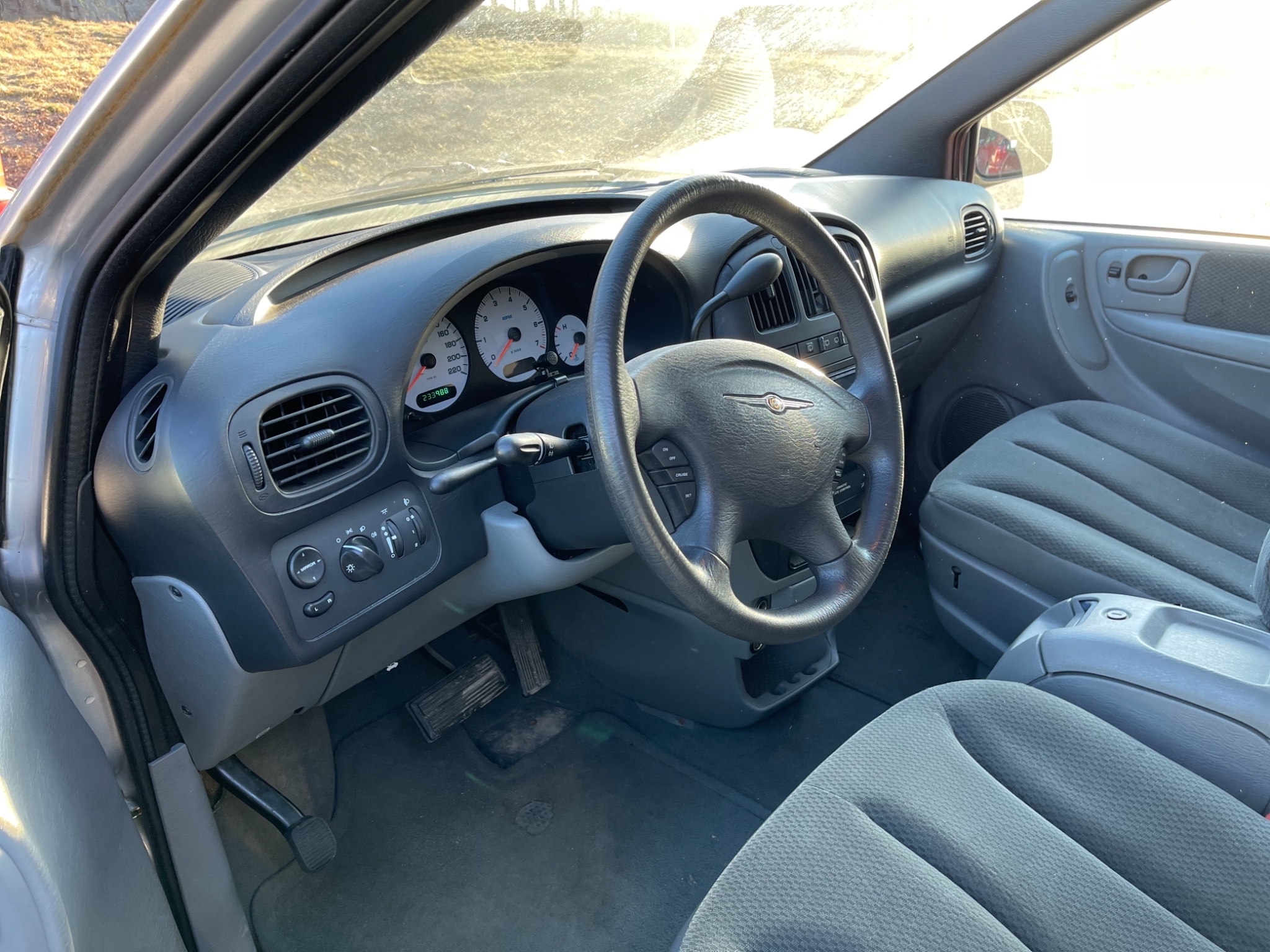 Chrysler Grand Voyager 2005, bild 7/28