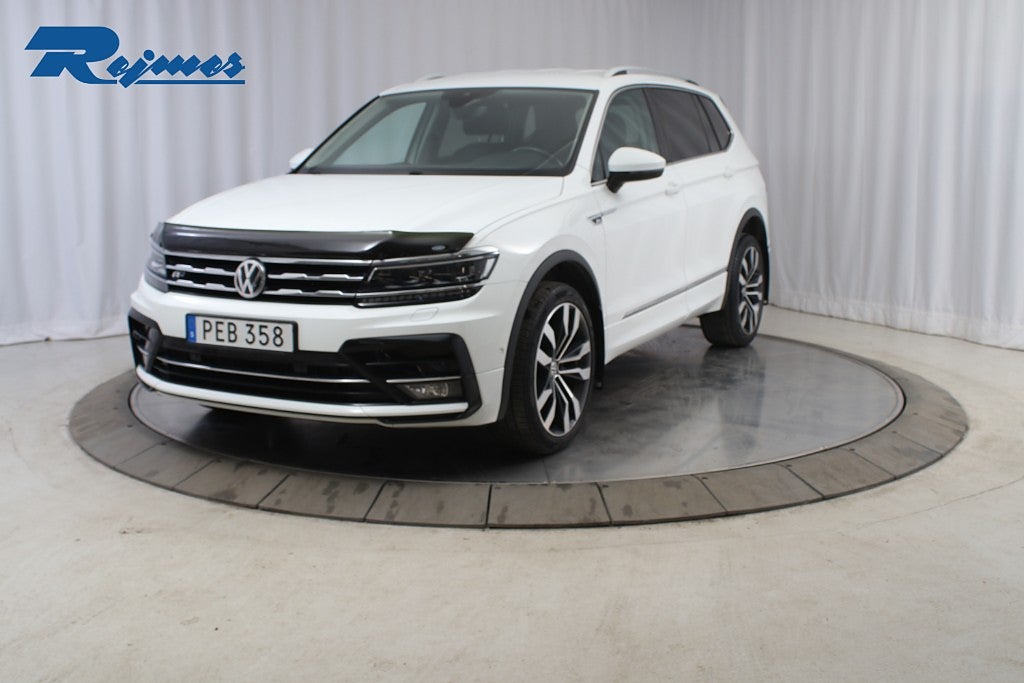 Volkswagen Tiguan R-Line Allspace 7-sätes / Drag / 20" 