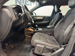 Volvo XC40 T3 Momentum 156hk Drag/Mvärm/Rattvärme/P-sens/S&V