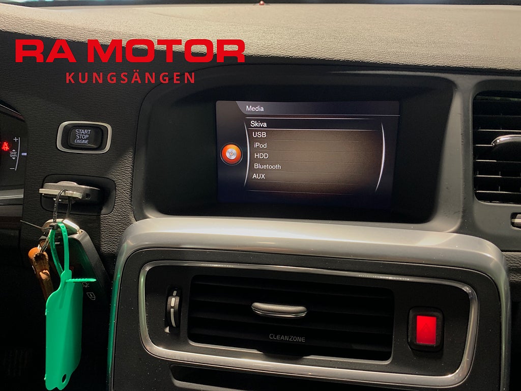 Volvo V60 Cross Country Cross Country D3 150hk Classic Pro |Fullservad|Läder|