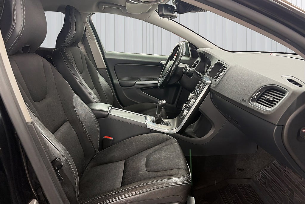 Volvo V60 2016