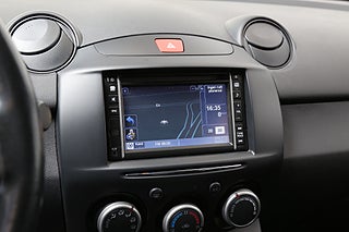 Halvkombi Mazda 2 16 av 25